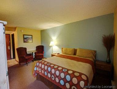 Super 8 By Wyndham